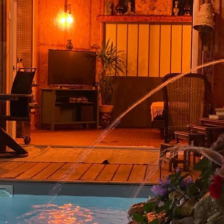 Chalet Atypique Vue Piscine Chauffee 居让梅斯特拉 外观 照片