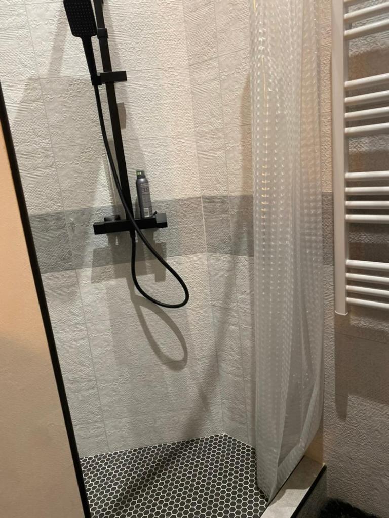 Chalet Atypique Vue Piscine Chauffee 居让梅斯特拉 外观 照片