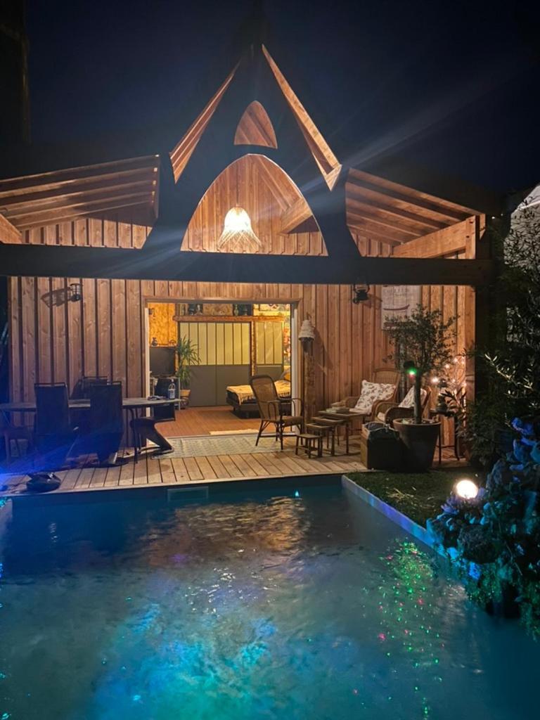 Chalet Atypique Vue Piscine Chauffee 居让梅斯特拉 外观 照片